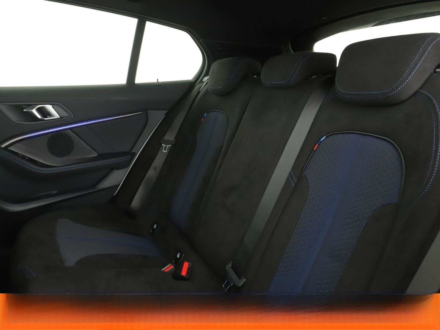 BMW 1er M135i xDrive Aut.*NAVI*HEAD-UP*LED*TEMPO*PDC foto 14