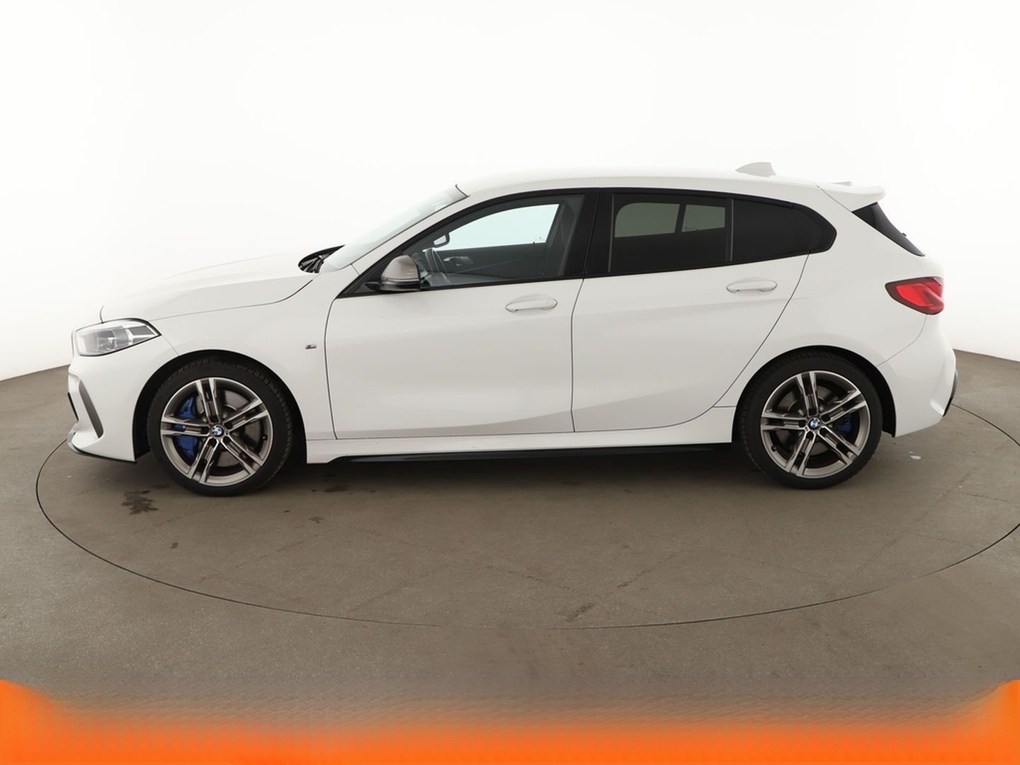 BMW 1er M135i xDrive Aut.*NAVI*HEAD-UP*LED*TEMPO*PDC foto 3