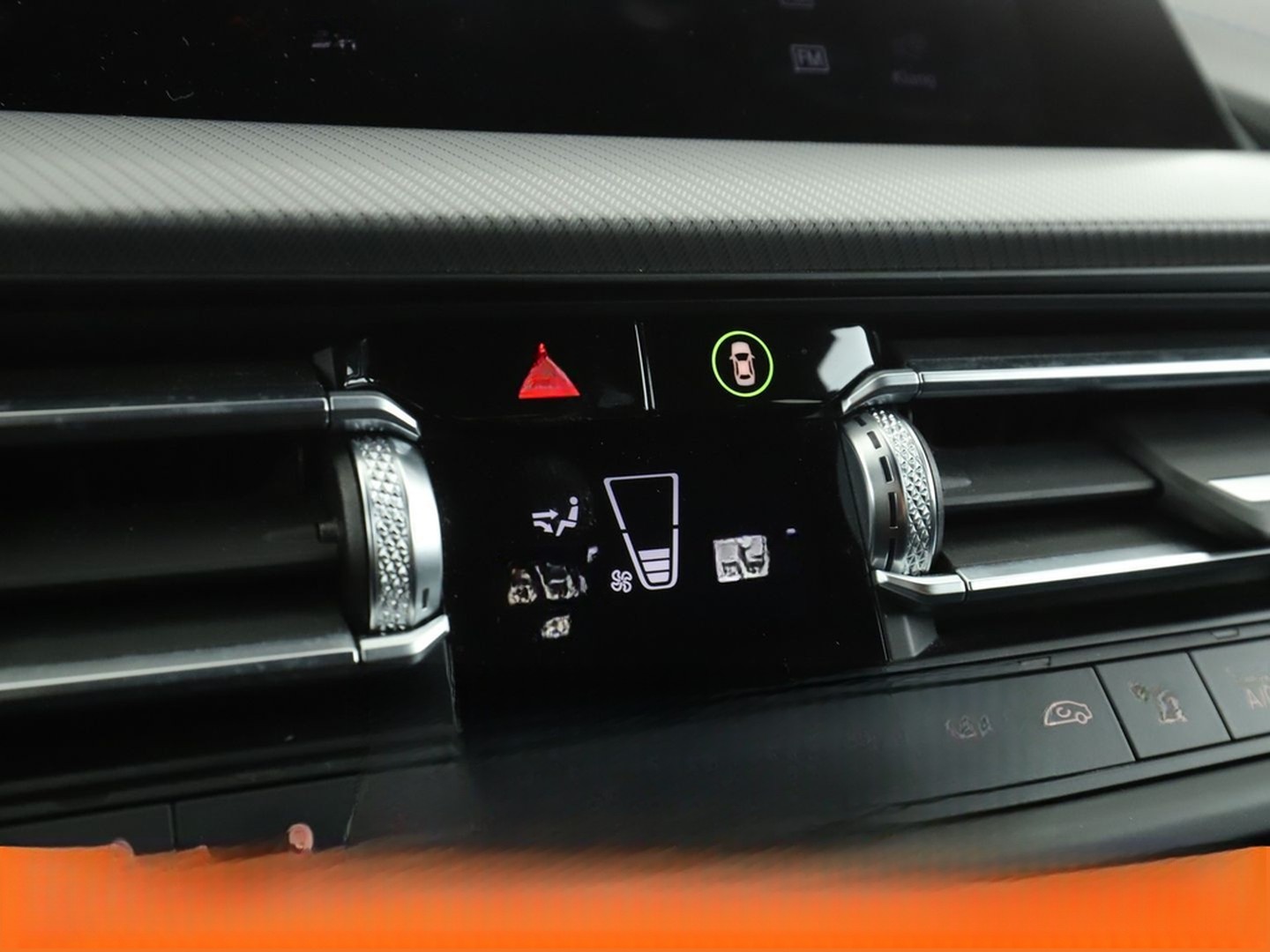 BMW 1er M135i xDrive Aut.*NAVI*HEAD-UP*LED*TEMPO*PDC foto 24