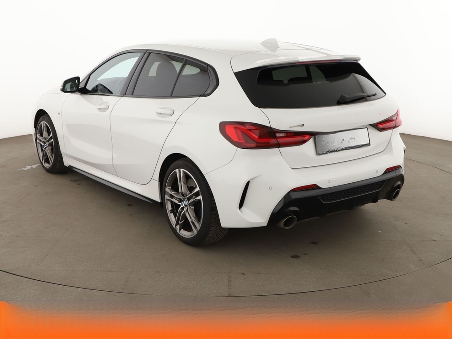 BMW 1er M135i xDrive Aut.*NAVI*HEAD-UP*LED*TEMPO*PDC foto 4