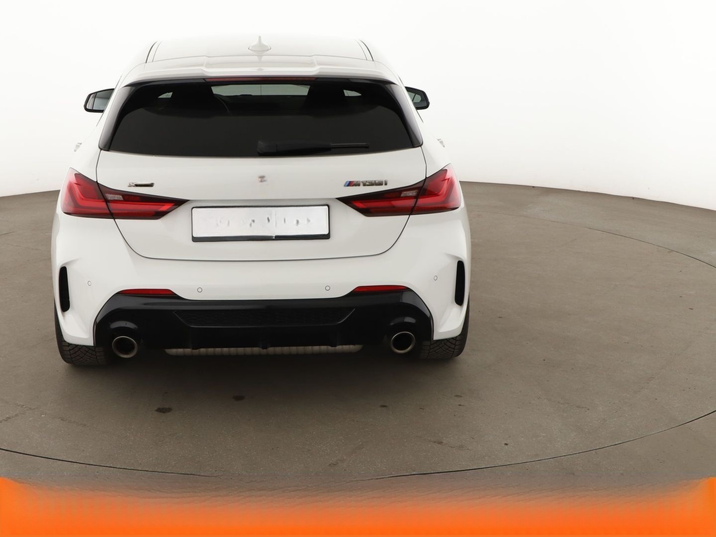 BMW 1er M135i xDrive Aut.*NAVI*HEAD-UP*LED*TEMPO*PDC foto 5