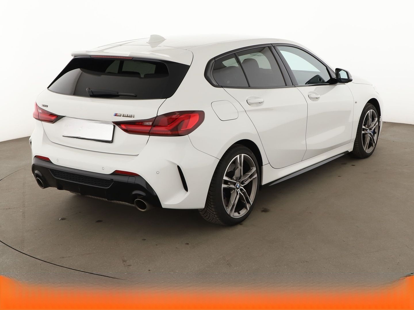 BMW 1er M135i xDrive Aut.*NAVI*HEAD-UP*LED*TEMPO*PDC foto 6