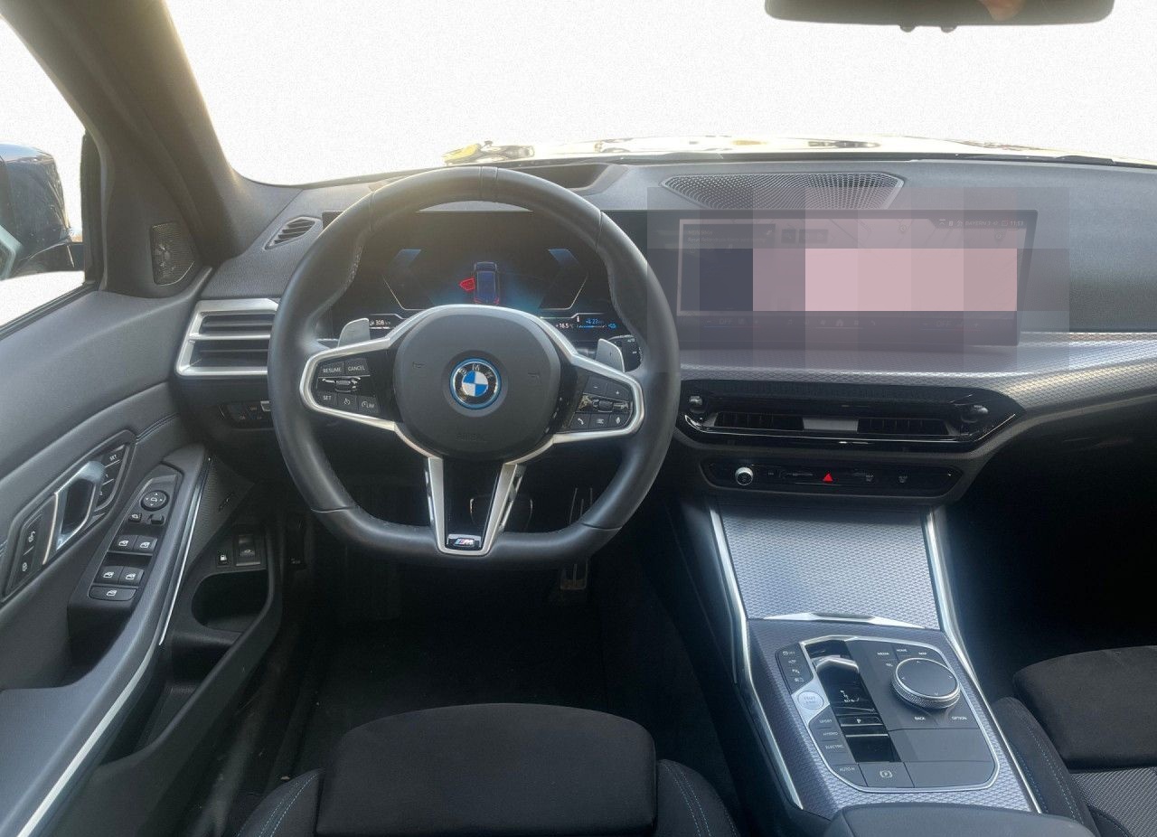 BMW 330e xDrive M-Sport Pano AHK H/K Leas 419,-oA foto 14