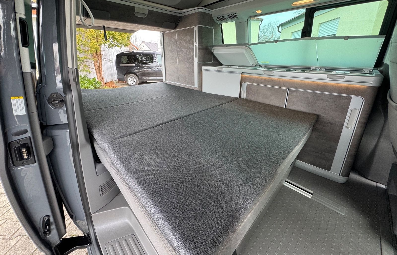 Volkswagen T6.1 California Ocean Edit AHK ACC LuStHz Kamera foto 19