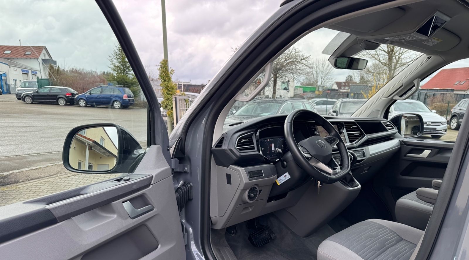Volkswagen T6.1 California Ocean Edit AHK ACC LuStHz Kamera foto 6