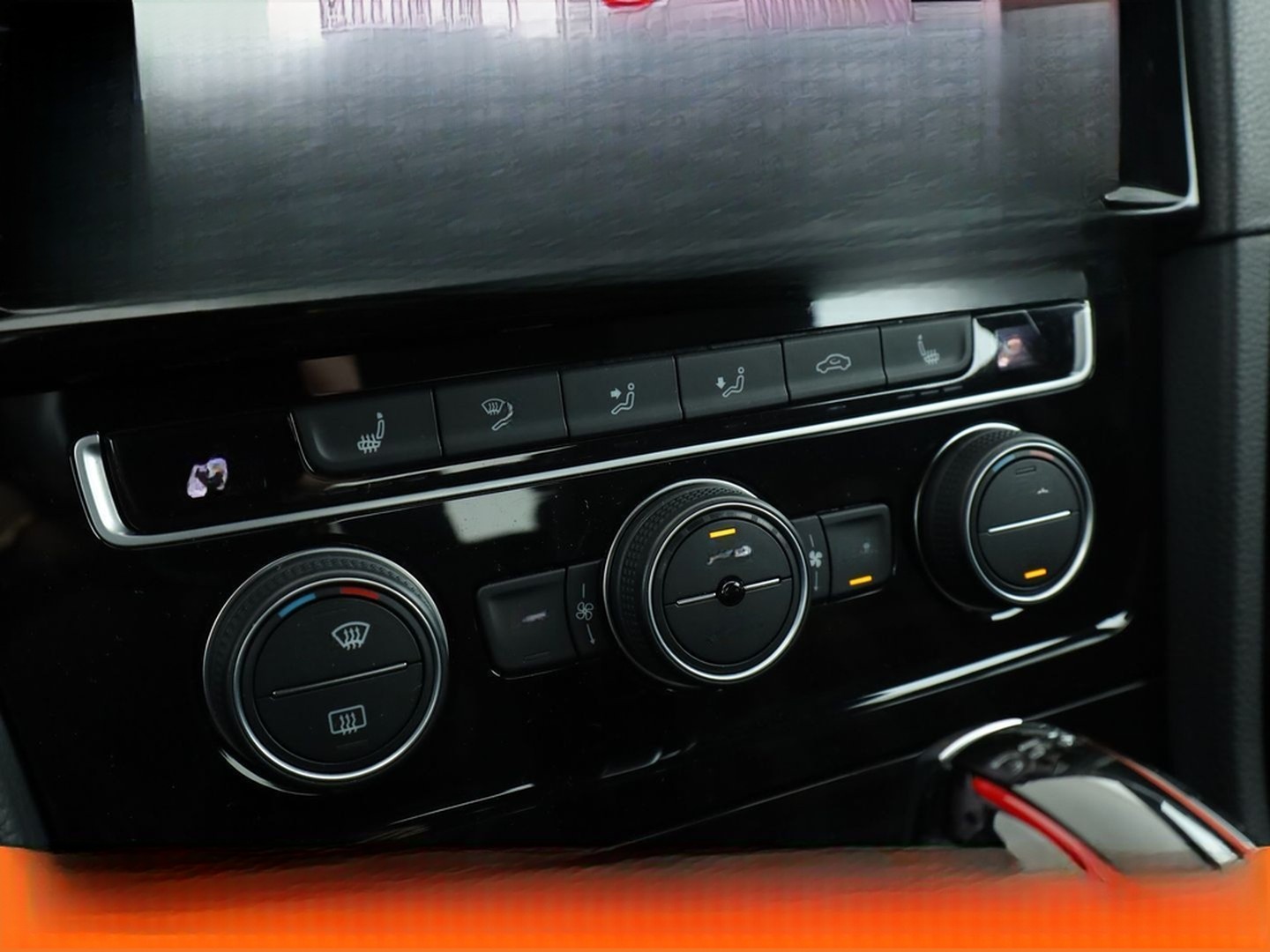 Volkswagen Golf VII 2.0 TSI GTI Performance BM Aut.*NAVI* foto 24