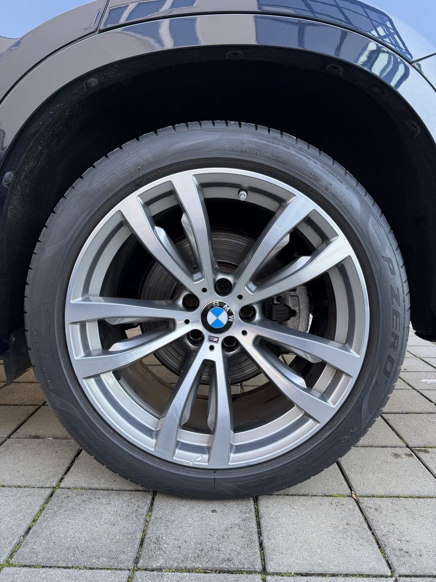 BMW X6 x Drive 40d M Head Up/ Soft/ Schiebd./ 360° foto 24