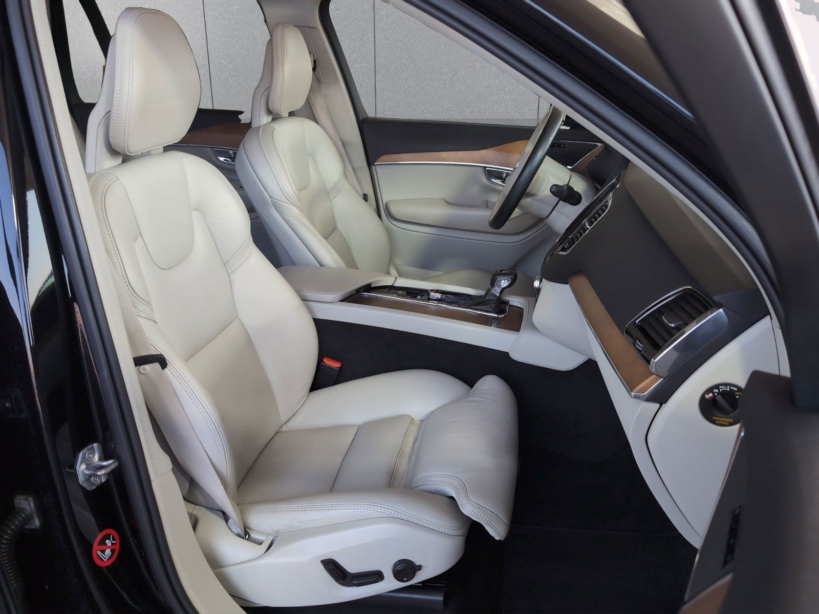 Volvo  D5 AWD Inscription/Pano/360°/ACC/Memory/Keyless foto 8