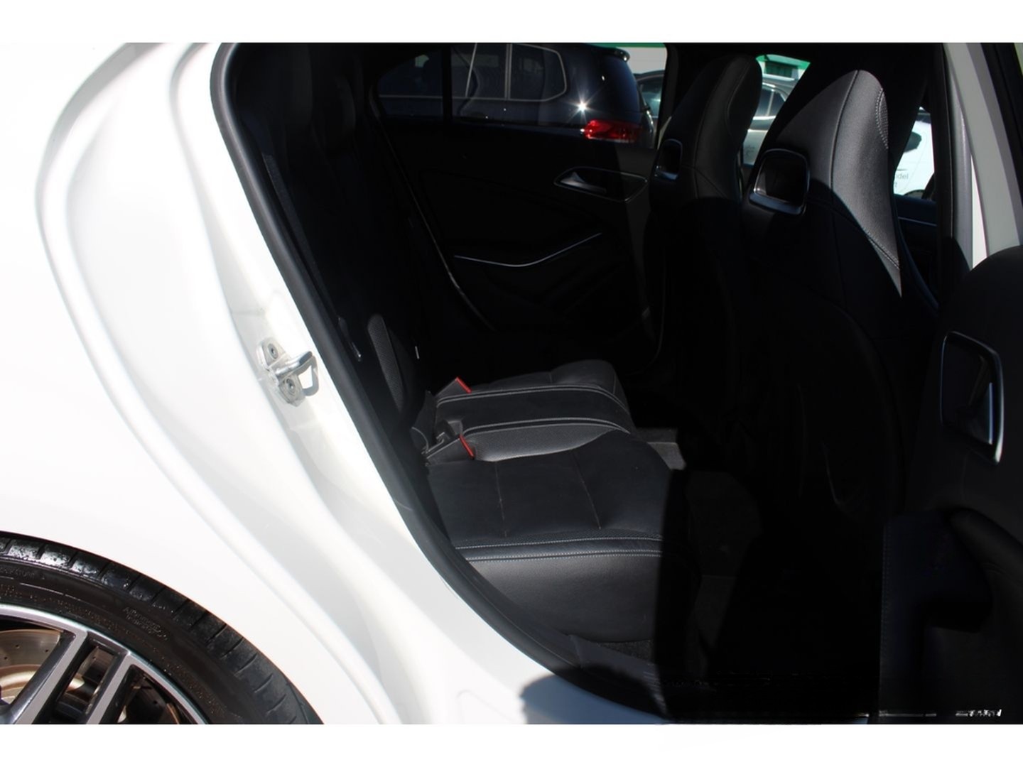 Mercedes-Benz A 45 AMG 4Matic ACC Pano Leder SithHZG Bi Xenon  foto 13