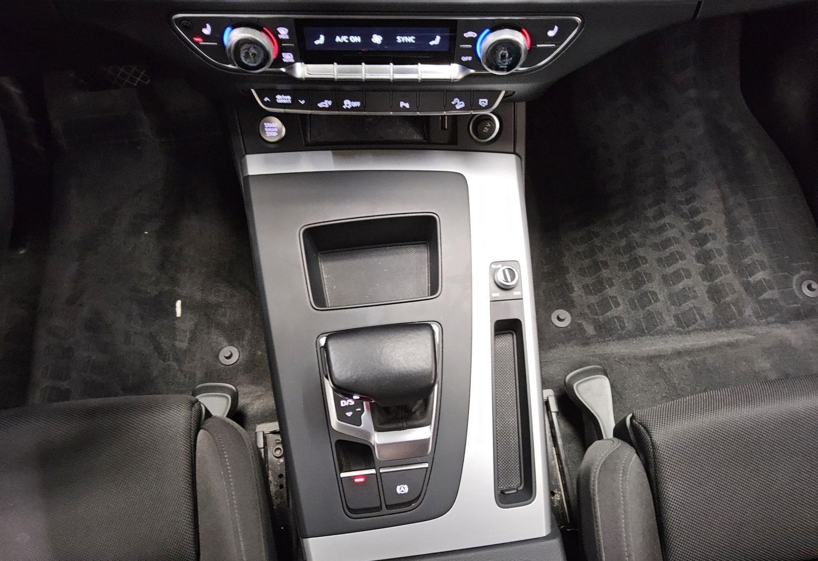 Audi Q5 50 TFSI e Qu. advanced AHK Navi RfK LED foto 6