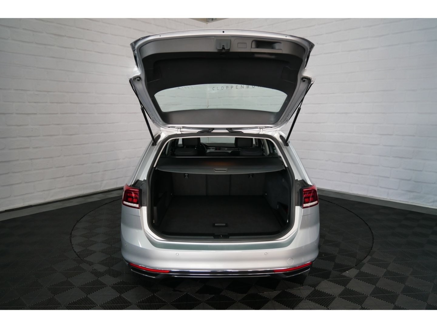 Volkswagen Passat Variant GTE 1.4 TSI LED+Navi+Cam+ACC+18'' foto 15