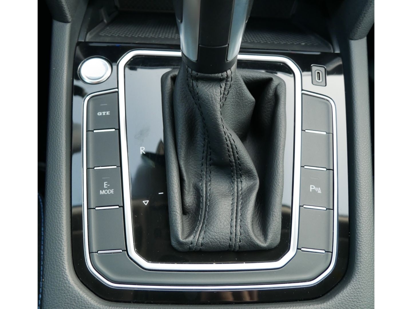 Volkswagen Passat Variant GTE 1.4 TSI LED+Navi+Cam+ACC+18'' foto 19