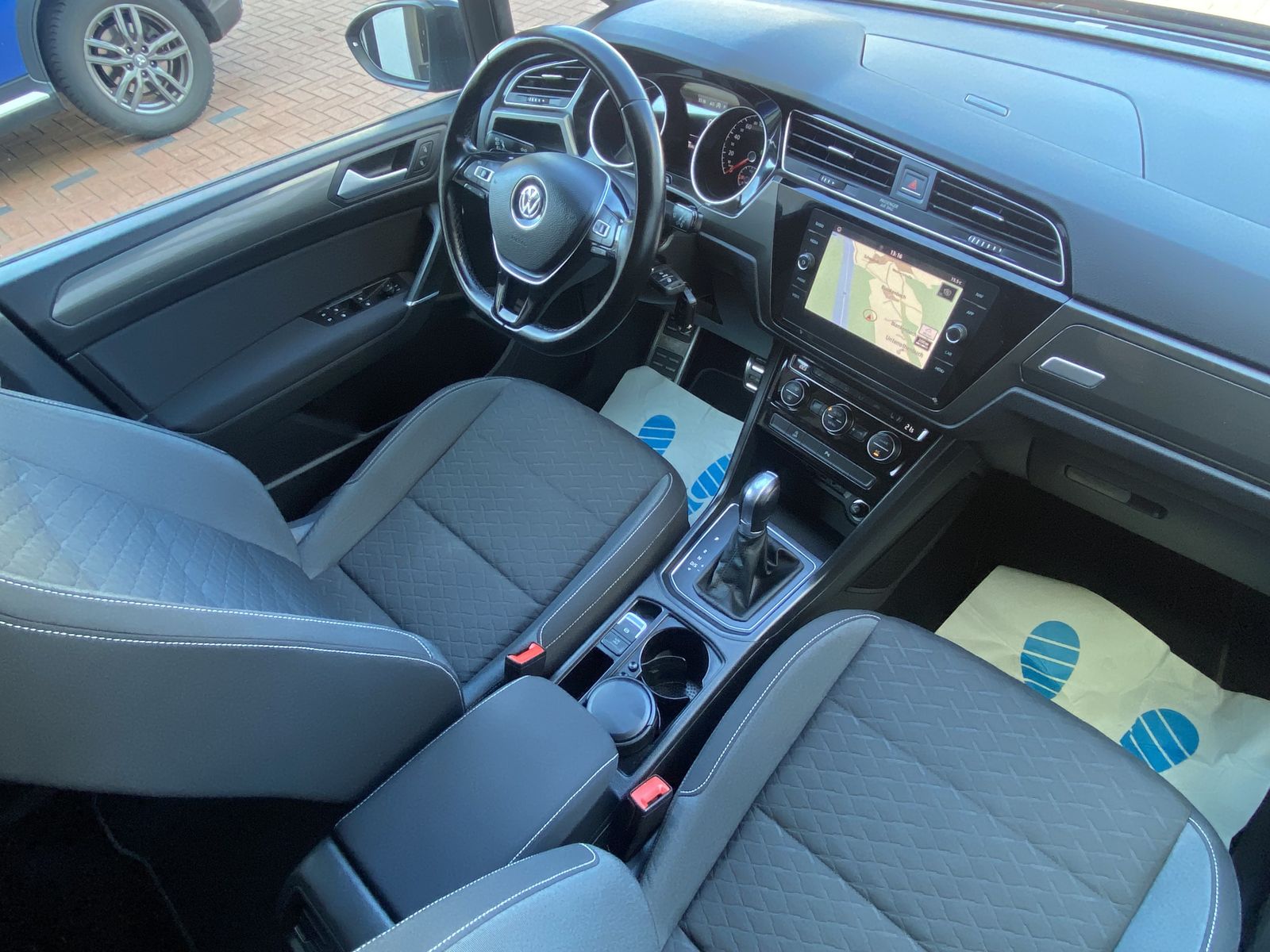 Volkswagen Touran Join 7-Sitzer Kamera Navi SHZ CarPlay LED foto 10