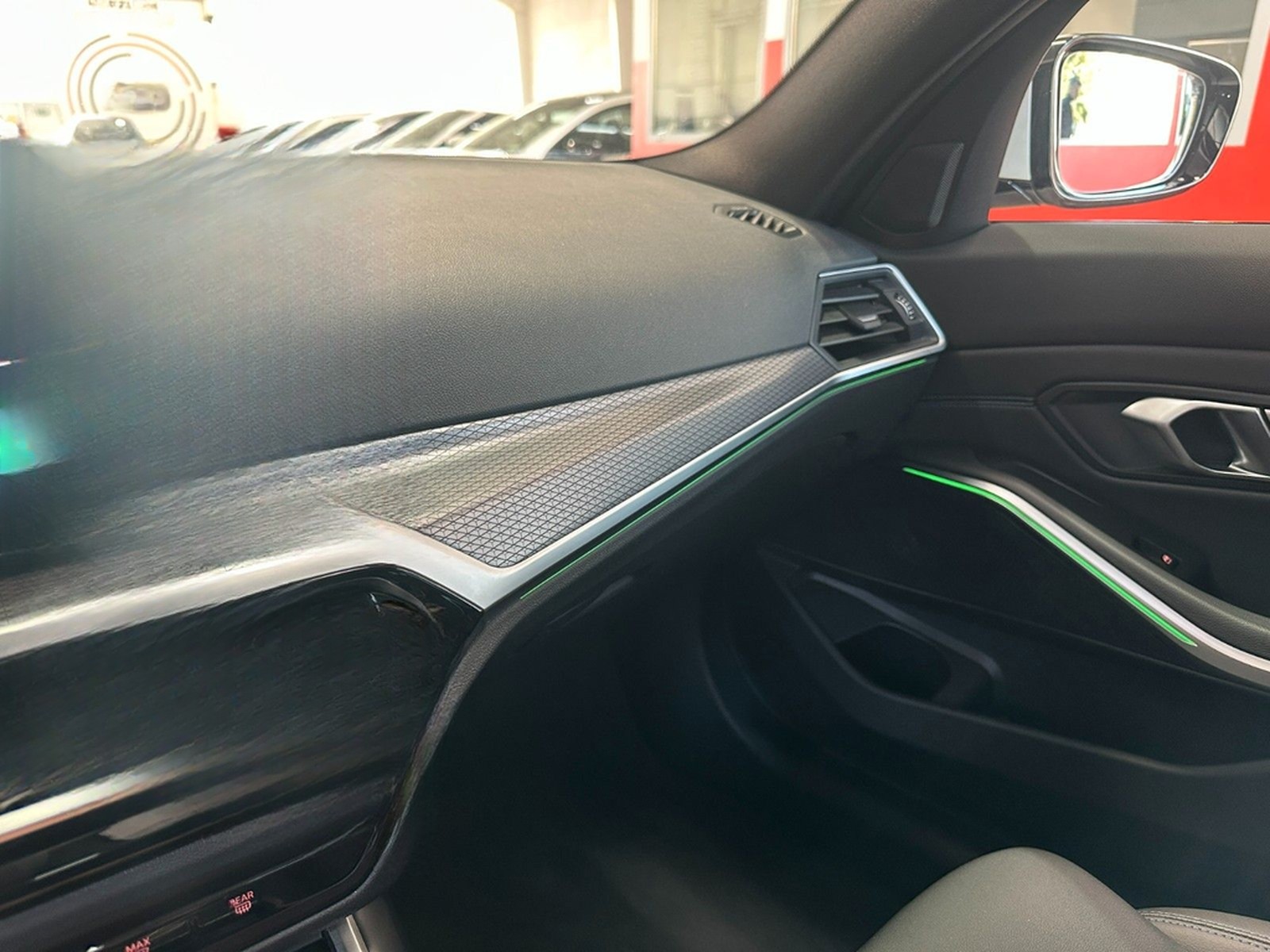 BMW 320iAT M-SPORT LC.PRO ACC KAMERA PANO AD.LED HUD foto 30