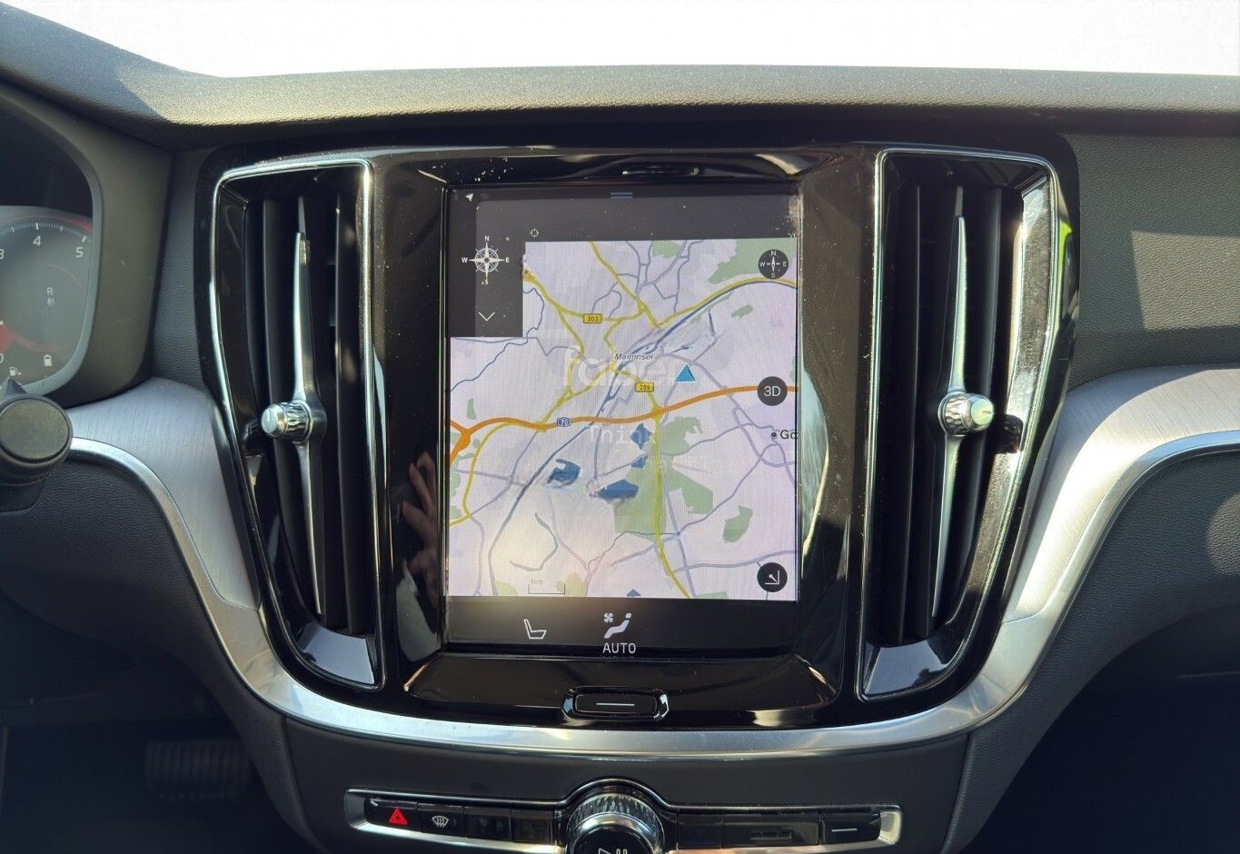 Volvo V60 B3 Benzin Momentum Pro foto 16