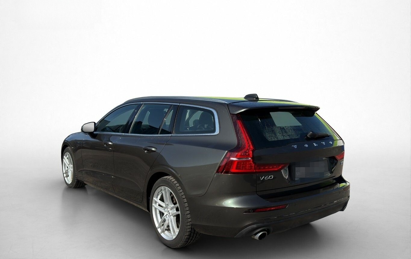 Volvo V60 B3 Benzin Momentum Pro foto 3