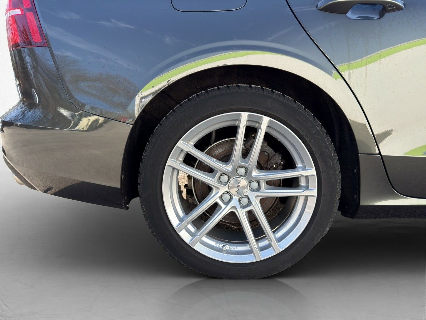 Volvo V60 B3 Benzin Momentum Pro foto 24