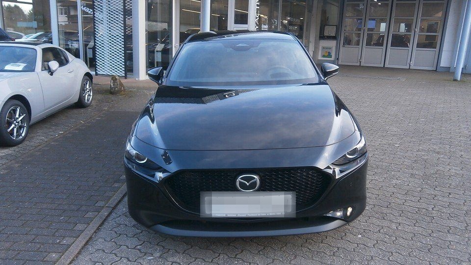 Mazda 3 2.5L e-SKYACTIV G 140PS 6AT FWD HOMURA foto 2