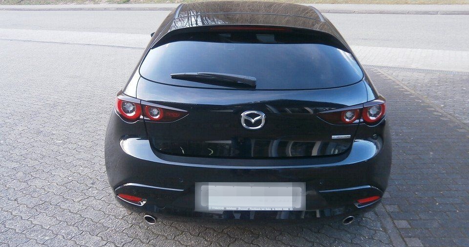 Mazda 3 2.5L e-SKYACTIV G 140PS 6AT FWD HOMURA foto 4