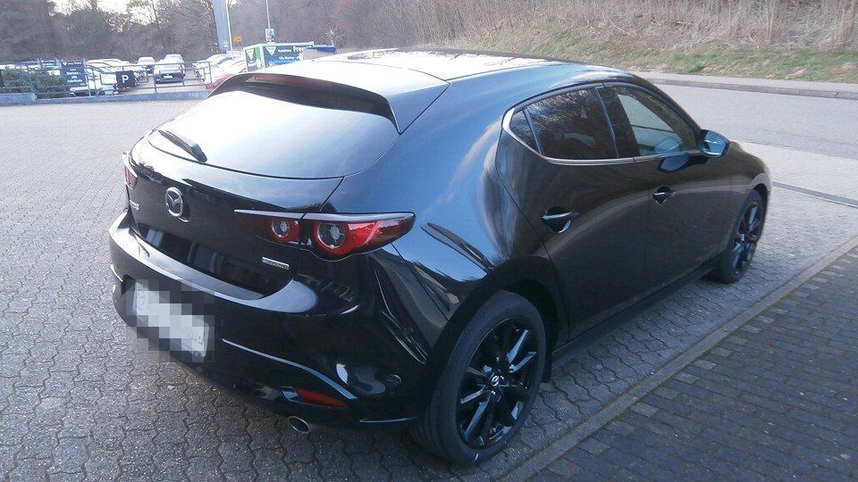 Mazda 3 2.5L e-SKYACTIV G 140PS 6AT FWD HOMURA foto 5