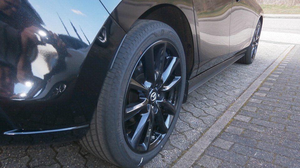 Mazda 3 2.5L e-SKYACTIV G 140PS 6AT FWD HOMURA foto 6