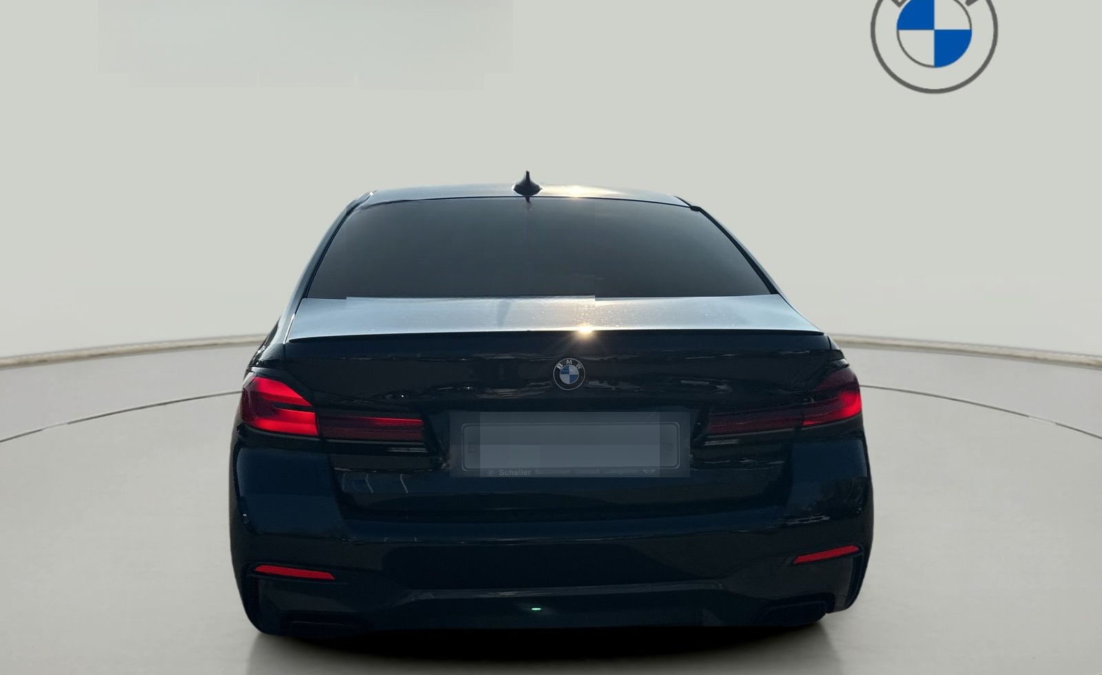 BMW M550i xDrive A Head-Up HK HiFi DAB WLAN GSD RFK foto 6