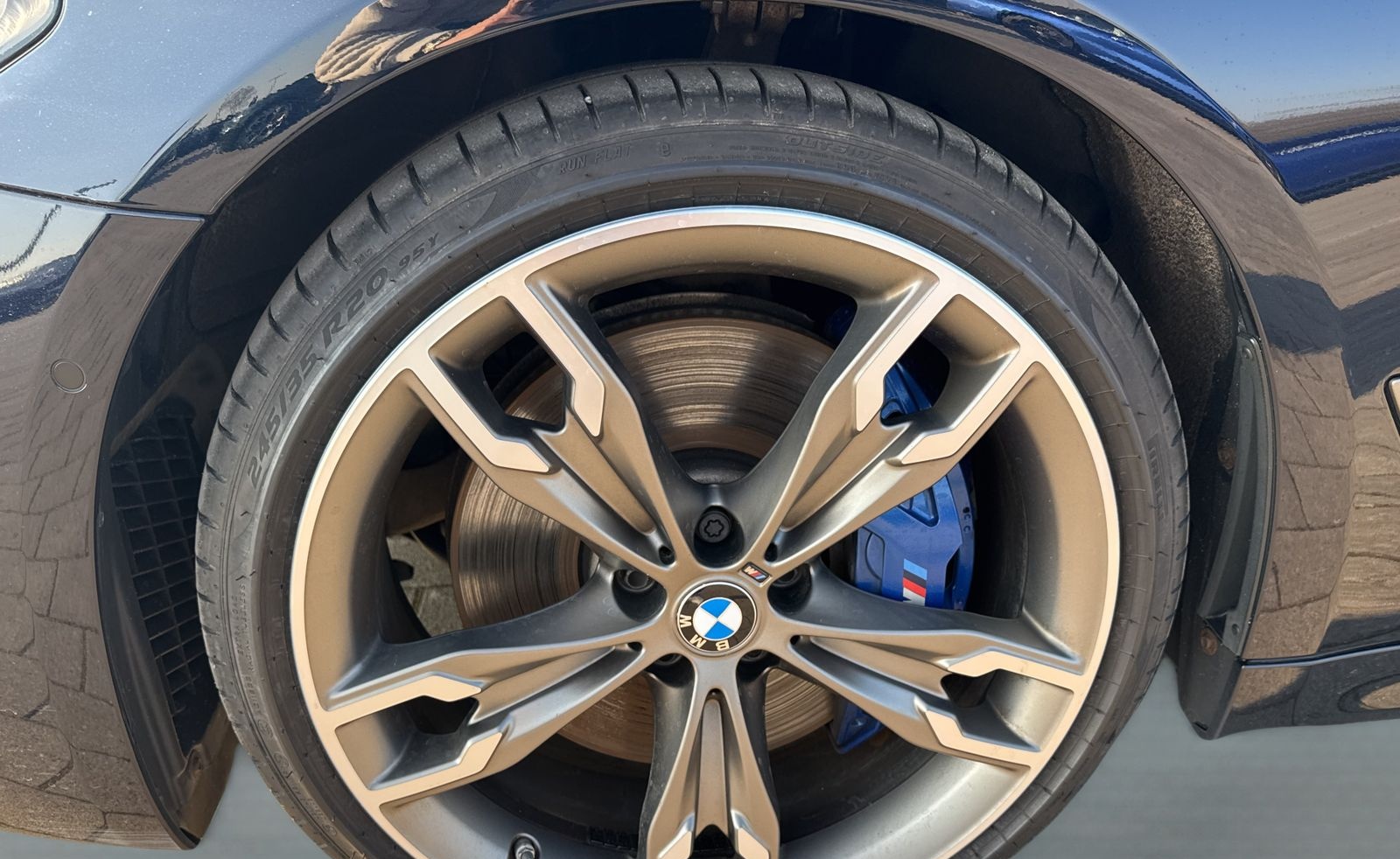 BMW M550i xDrive A Head-Up HK HiFi DAB WLAN GSD RFK foto 10