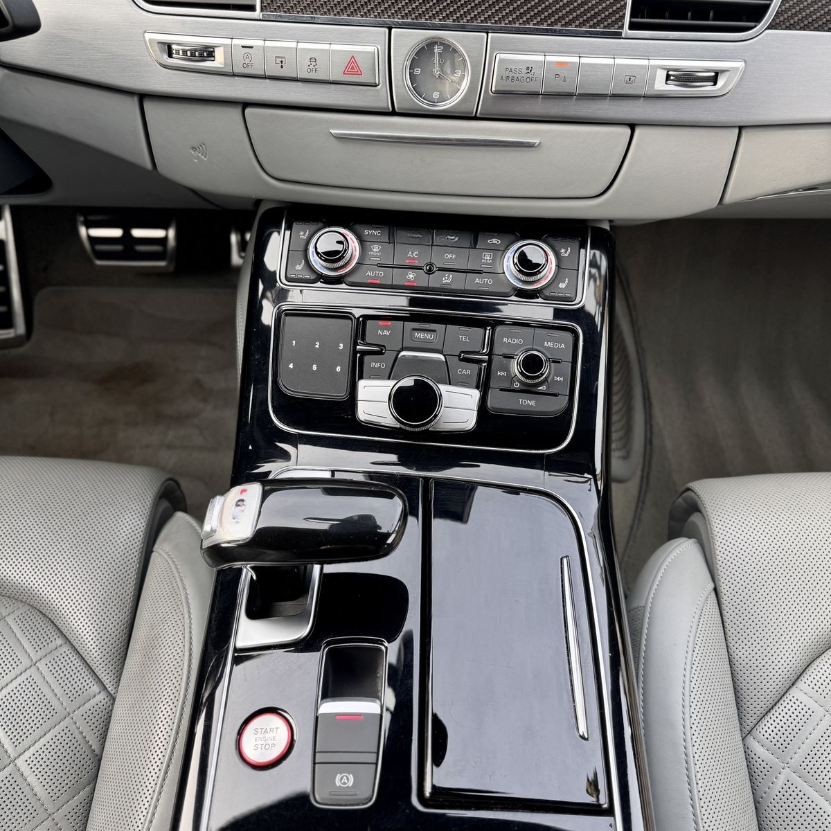 Audi S8 PLUS/4.0QUATRO/MASSAGE/SITZKLIMA Sportp. LED foto 15