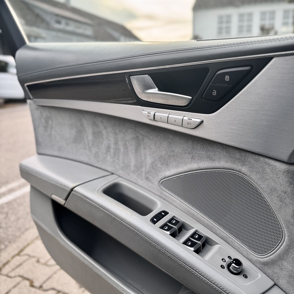 Audi S8 PLUS/4.0QUATRO/MASSAGE/SITZKLIMA Sportp. LED foto 21