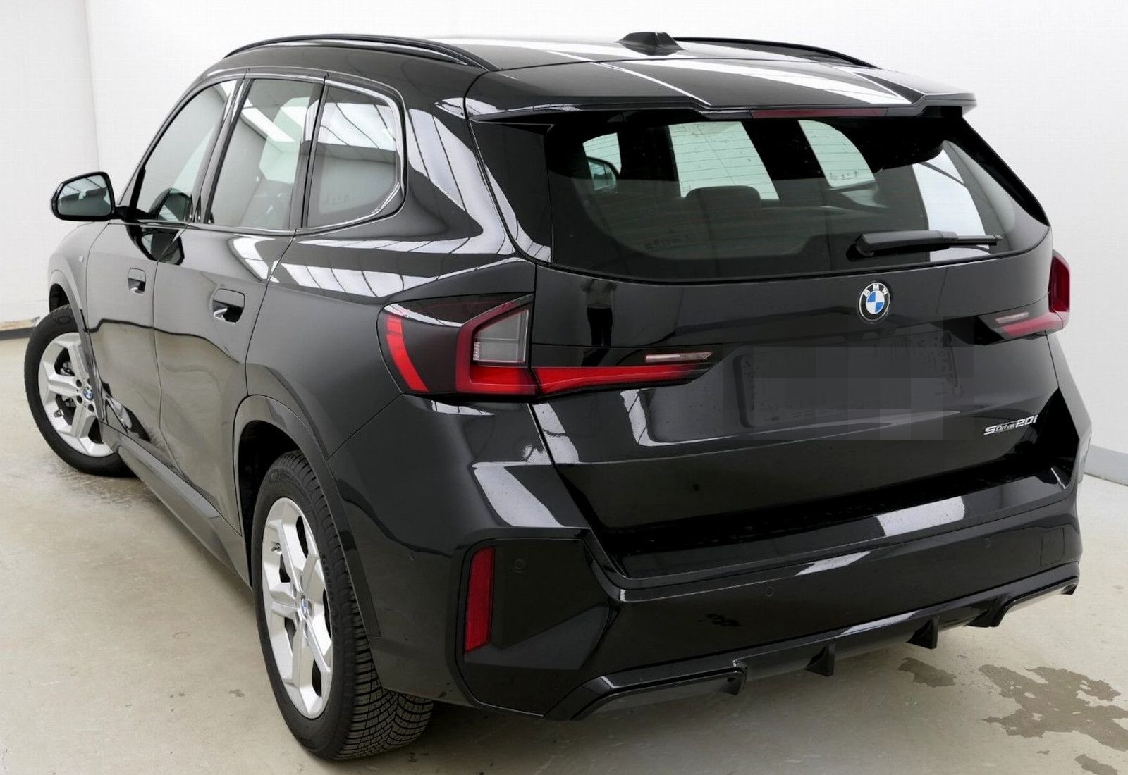 BMW X1 sDrive 20i M Sport HeadUp ACC 360°Kam eSitze foto 3