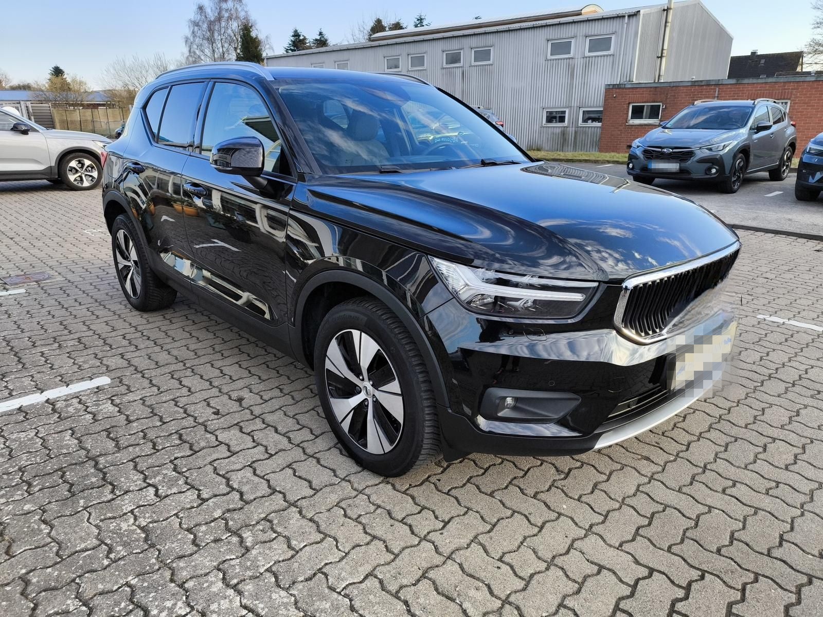 Volvo XC40 T3 Benzin Momentum Pro Navi / ACC / Kamera foto 6