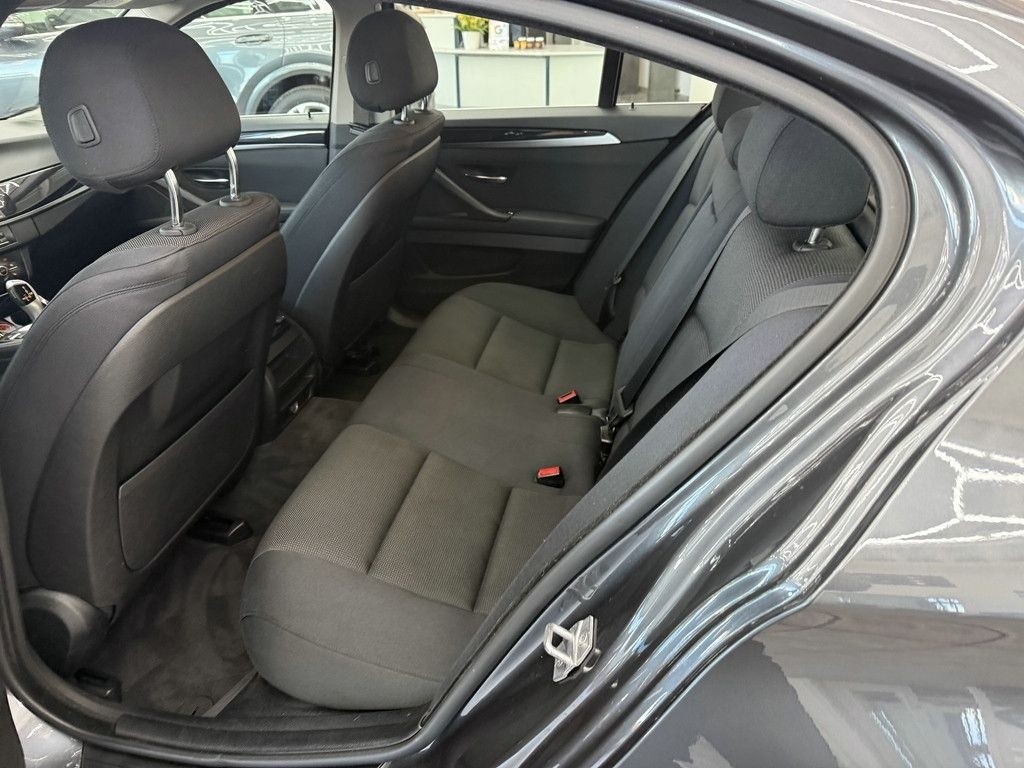 BMW 520 dA xDrive, Navi, Bi-Xenon, Bluetooth, Sitzh. foto 17