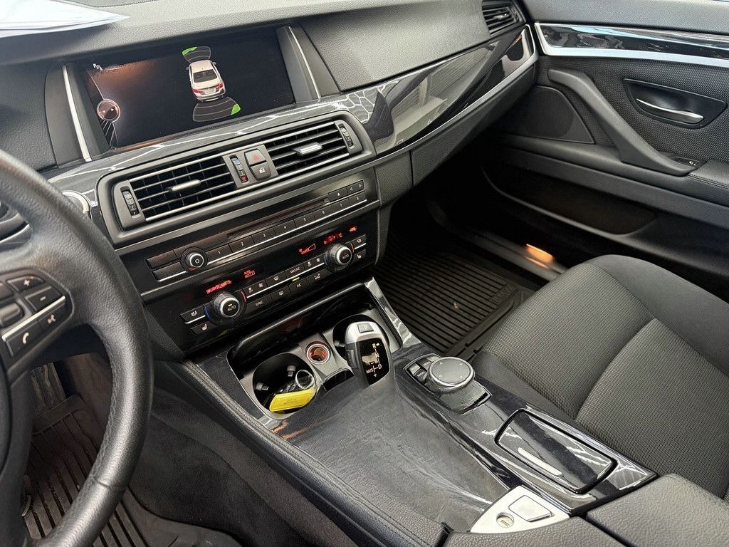 BMW 520 dA xDrive, Navi, Bi-Xenon, Bluetooth, Sitzh. foto 5