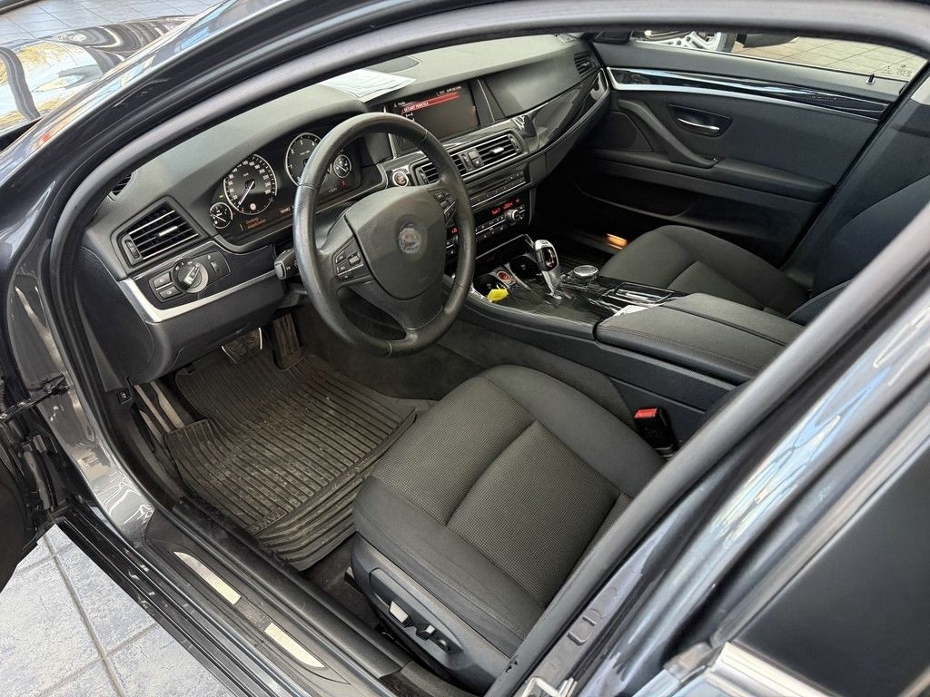 BMW 520 dA xDrive, Navi, Bi-Xenon, Bluetooth, Sitzh. foto 10
