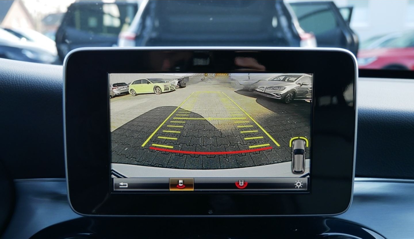 Mercedes-Benz C 180 T CGI AMG-Line+LED+Navi+Leder+Night-Paket foto 16