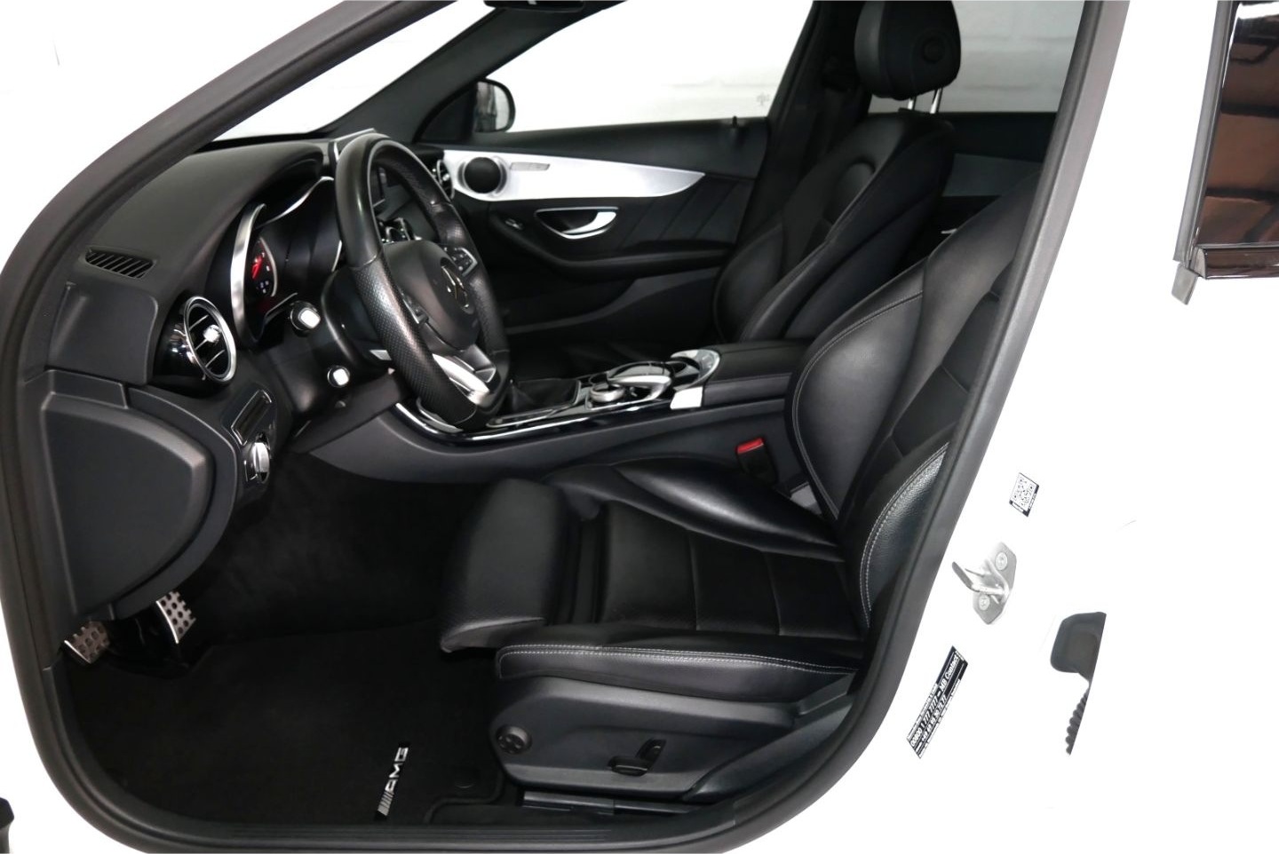 Mercedes-Benz C 180 T CGI AMG-Line+LED+Navi+Leder+Night-Paket foto 9