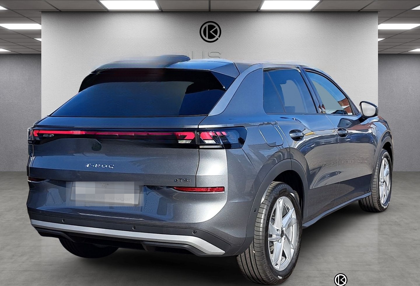 Volkswagen T-Roc 1.5 l eTSI DSG Style HUD El. Panodach Navi foto 5