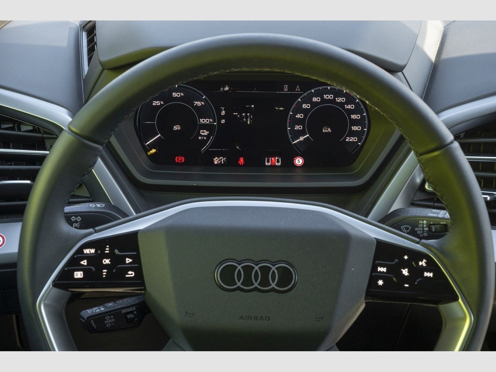 Audi Q4 45 AHK,PDC,LED e-tron foto 14
