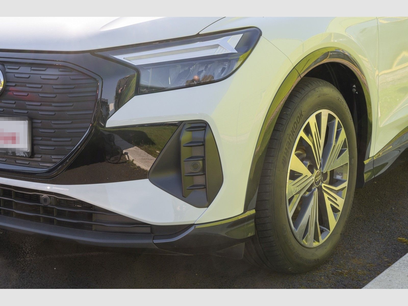 Audi Q4 45 AHK,PDC,LED e-tron foto 5
