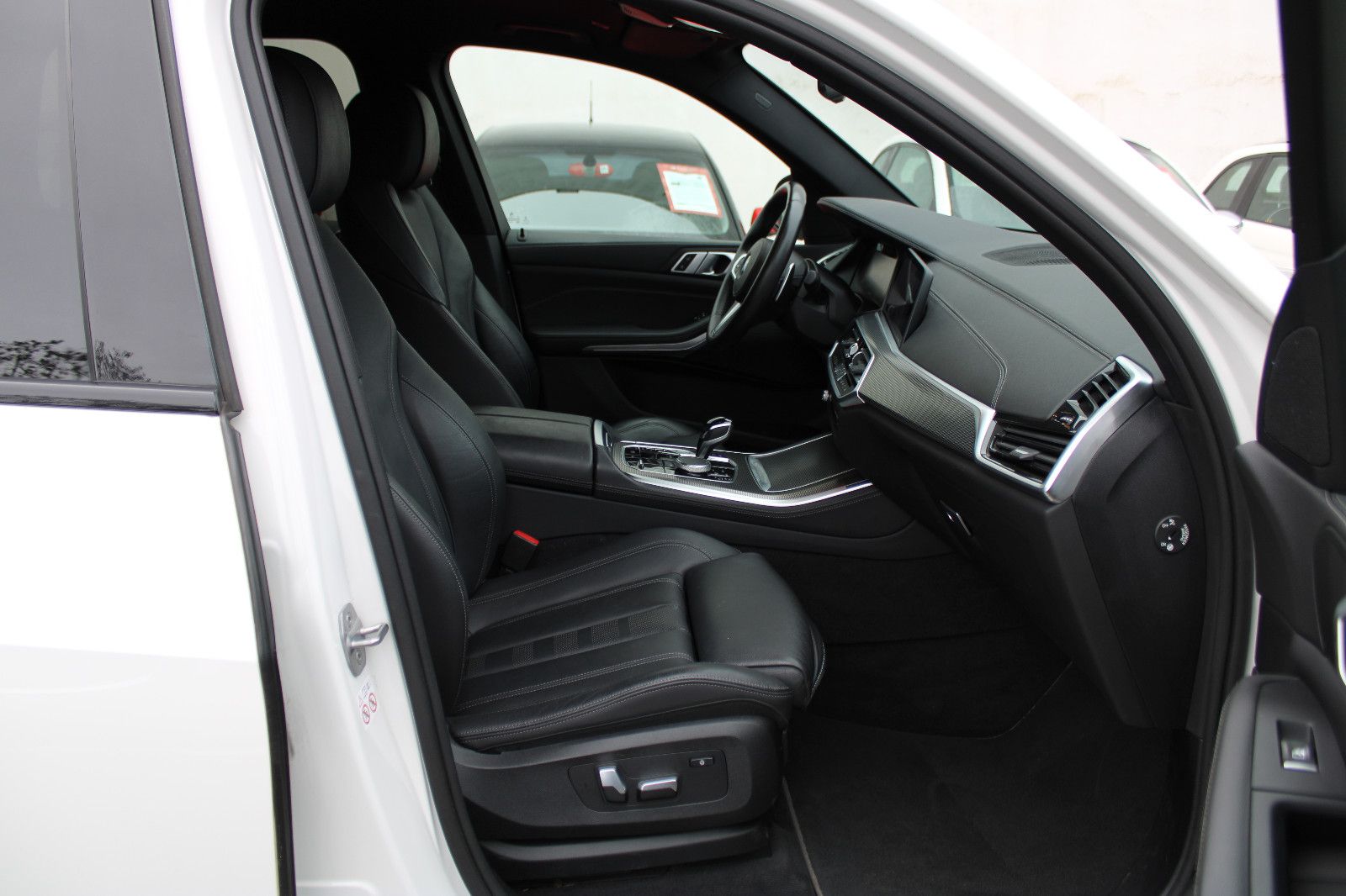 BMW X5 M50d/7Sitze/DrivAss+/Luftfed/Standhzg/LED/2 foto 14