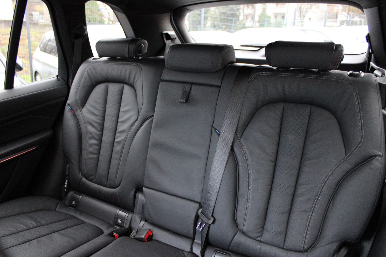 BMW X5 M50d/7Sitze/DrivAss+/Luftfed/Standhzg/LED/2 foto 17