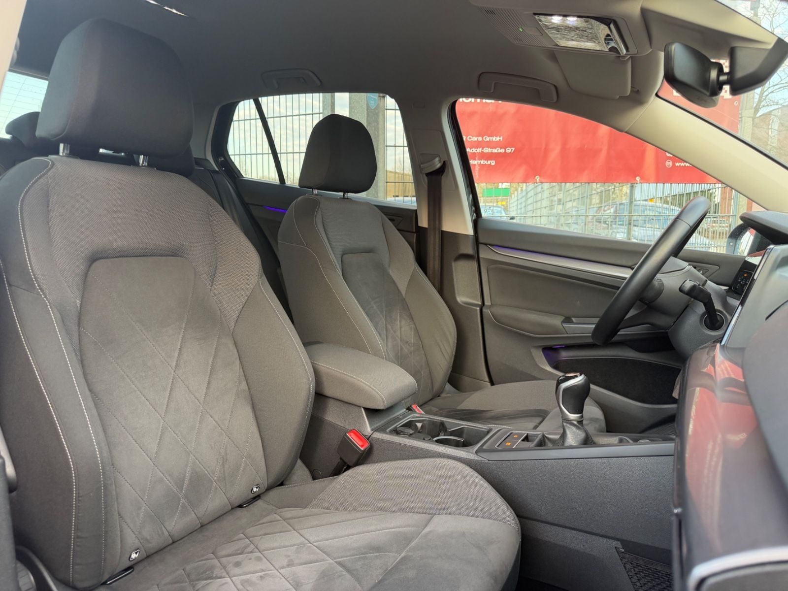 Volkswagen Golf VIII Style LIMO*MASSAGE*CARPLAY*SHZ*PDC foto 13