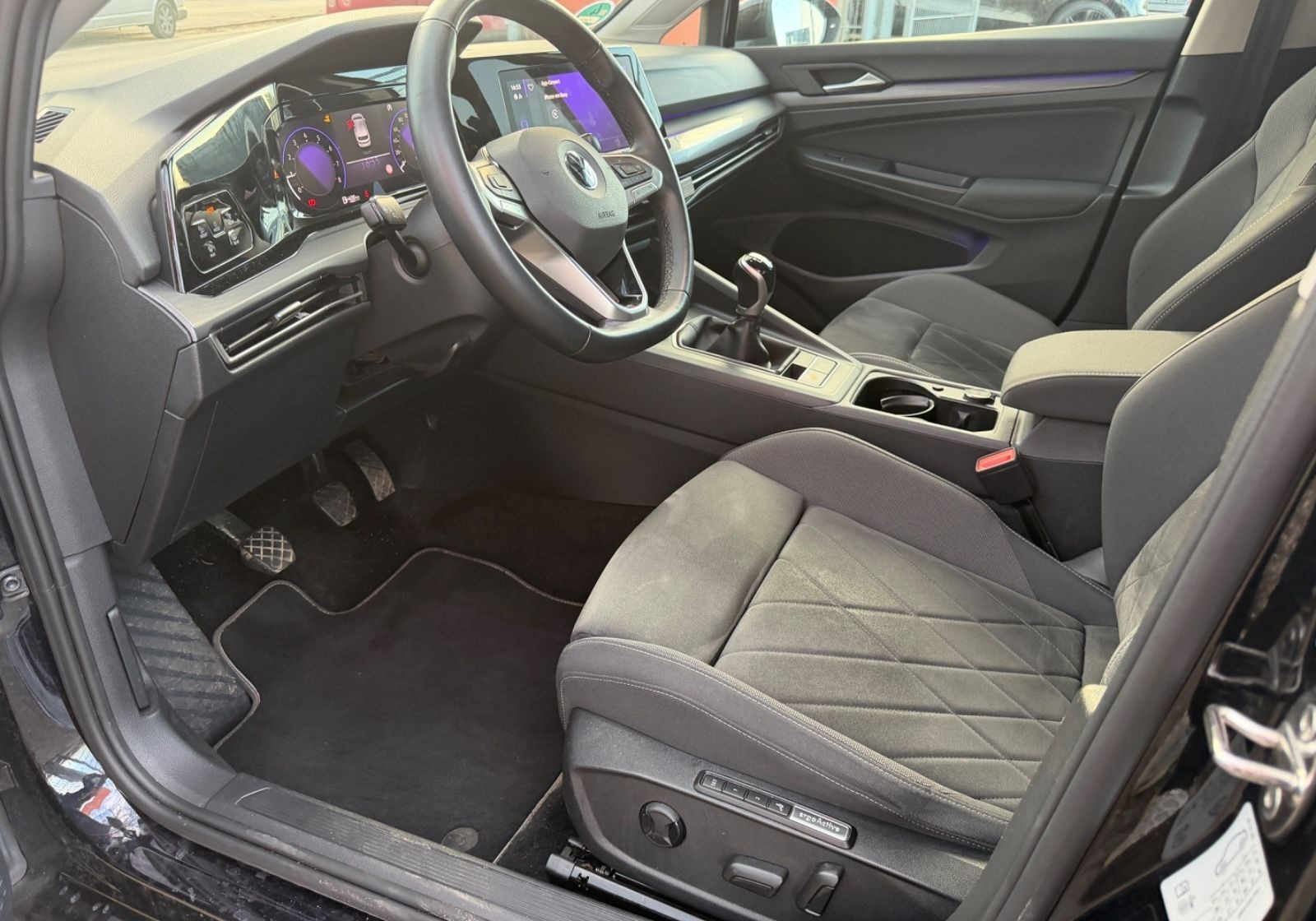Volkswagen Golf VIII Style LIMO*MASSAGE*CARPLAY*SHZ*PDC foto 18