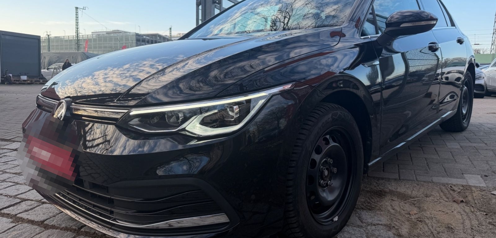 Volkswagen Golf VIII Style LIMO*MASSAGE*CARPLAY*SHZ*PDC foto 3