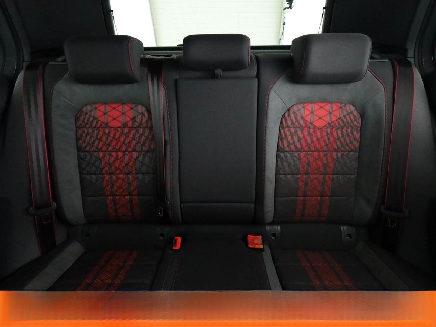 Volkswagen Golf VII 2.0 TSI GTI TCR Aut.*NAVI*LED*ACC* foto 16