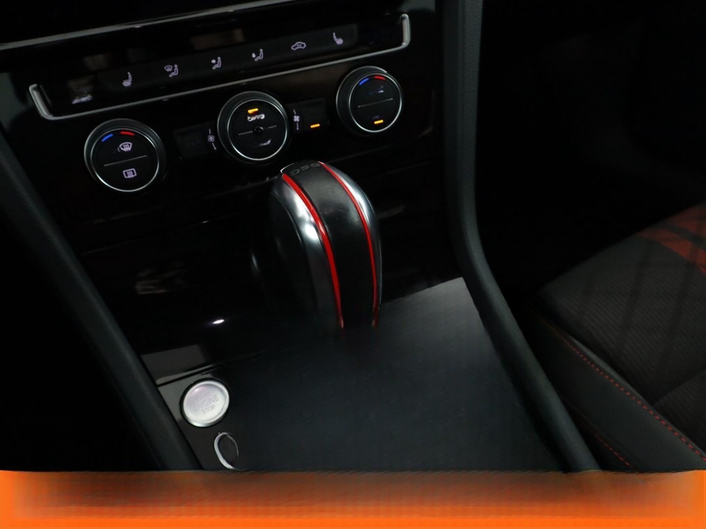 Volkswagen Golf VII 2.0 TSI GTI TCR Aut.*NAVI*LED*ACC* foto 21
