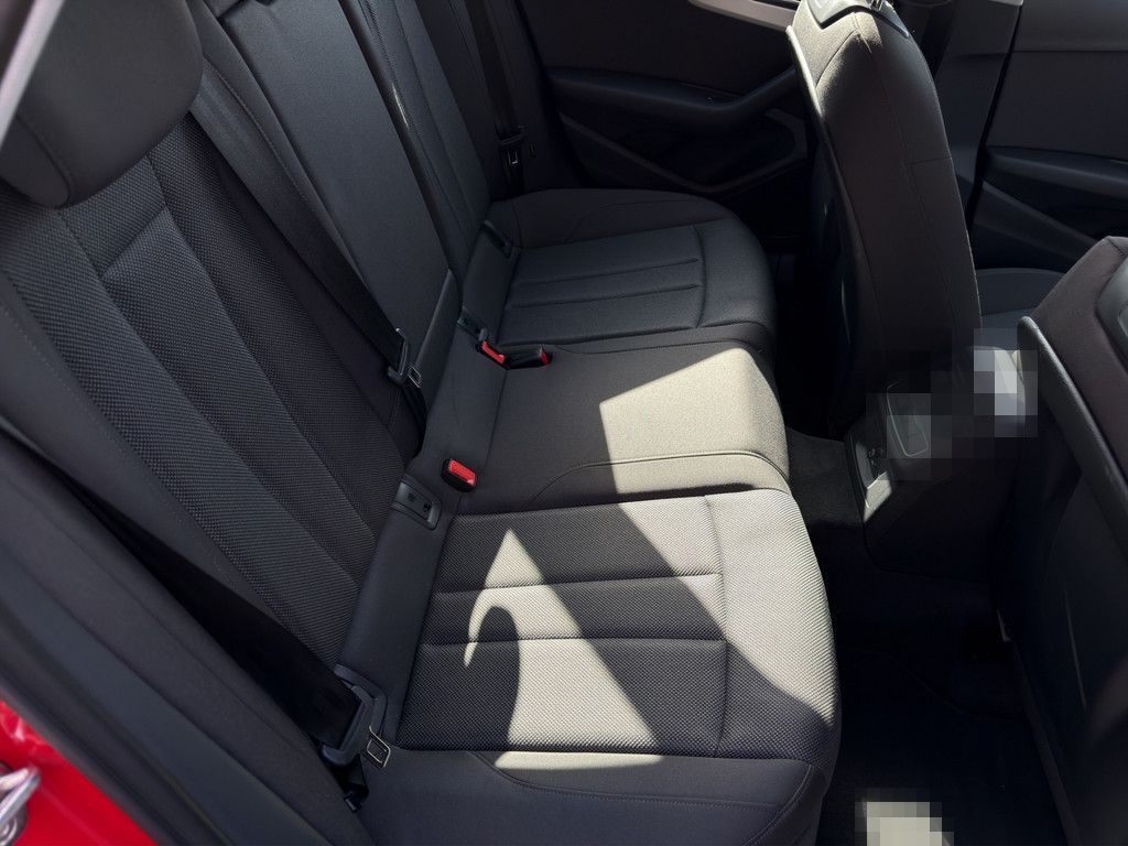 Audi A4 Avant 40 quattro S line AHK, LED, App-Connect foto 17