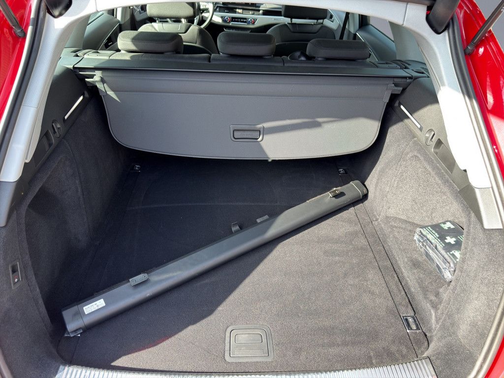 Audi A4 Avant 40 quattro S line AHK, LED, App-Connect foto 18