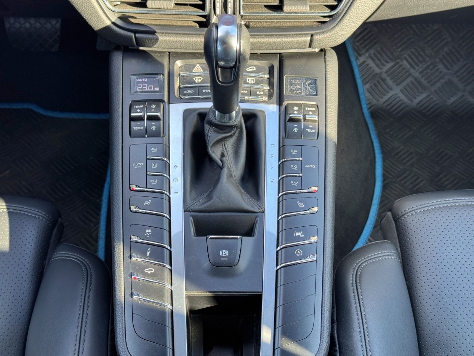 Porsche Macan S/ACC/AHK/CHRONO/NAVI/RFK/TOTWINKEL/SPUR foto 13