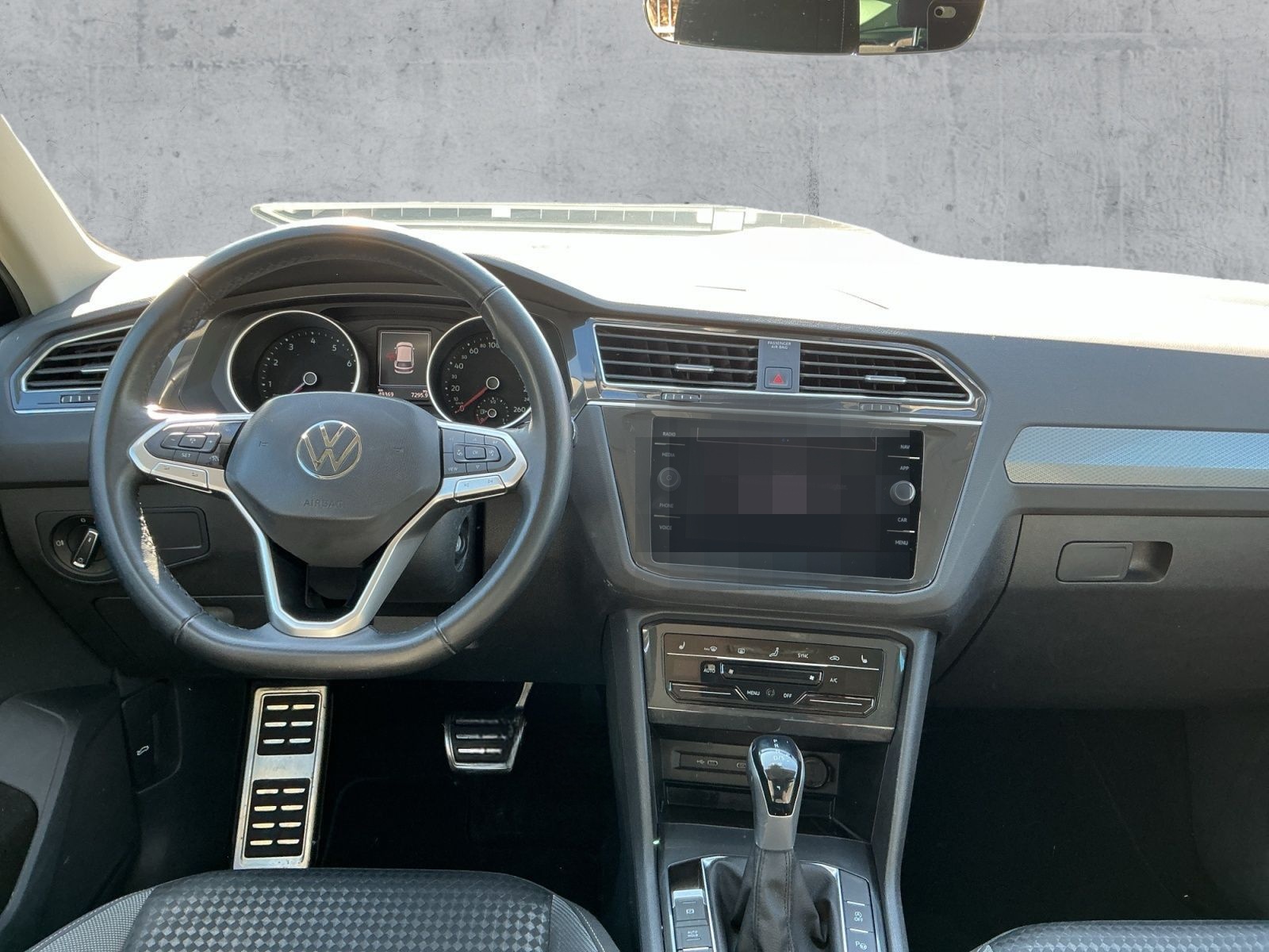 Volkswagen Tiguan 1.5TSI DSG ACTIVE 5JG+LED+NAV+APP+ACC+AHK foto 9